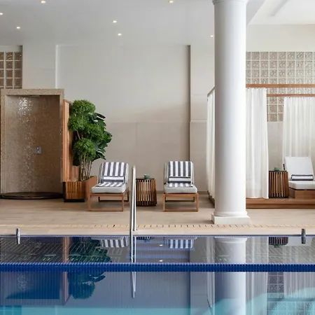 Отель D'el Rey Marriott Golf &